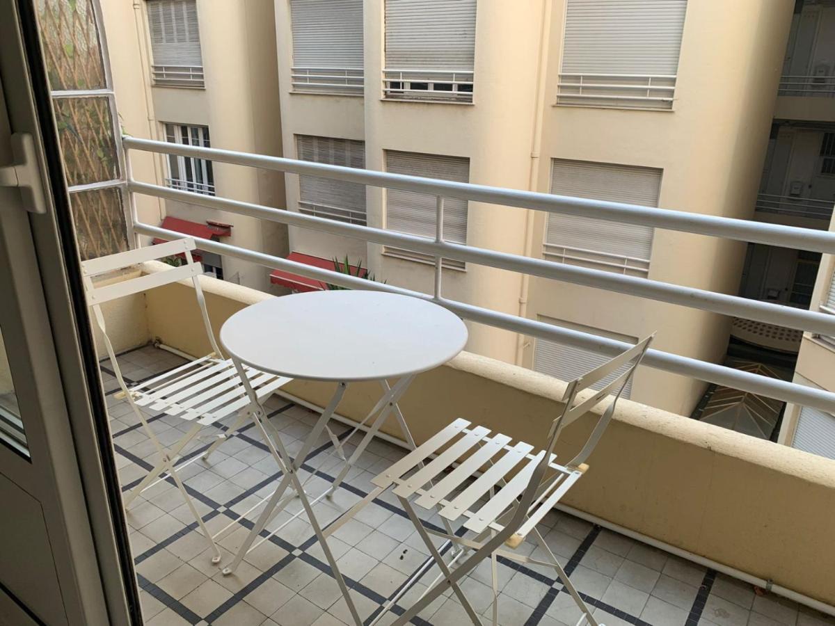 Appartement Poseidon Near Sea Nice Ngoại thất bức ảnh